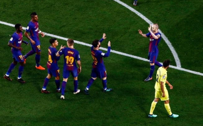 De bep Villarreal 5-1,  Barca noi dai chuoi tran bat bai tai La Liga anh 9