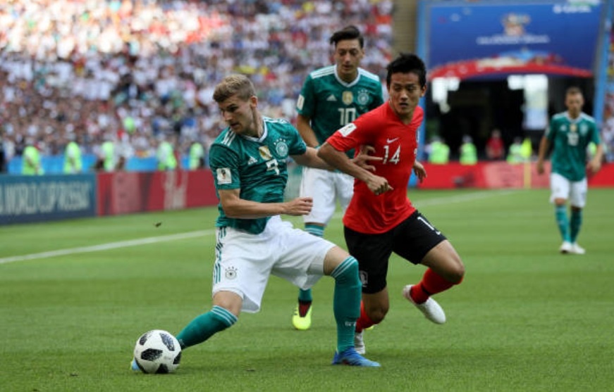 Cham diem Han Quoc 2-0 Duc: Yeu kem toan dien anh 11