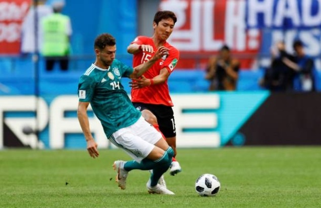 Cham diem Han Quoc 2-0 Duc: Yeu kem toan dien anh 8