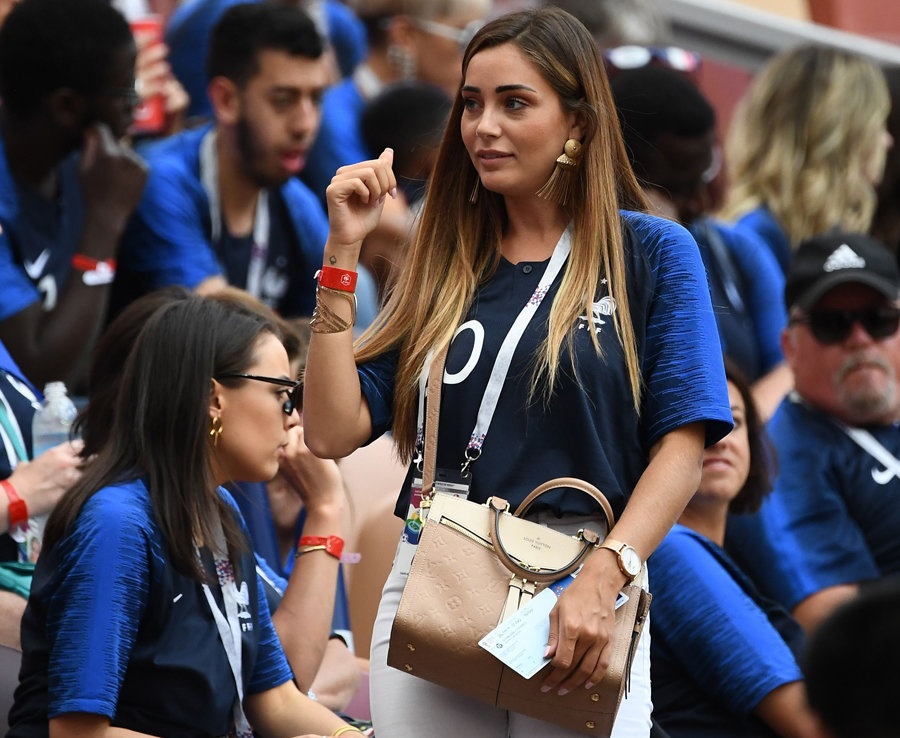 Bạn gái Pogba gia nhập dàn WAS xinh đẹp của ĐT Pháp ảnh 10 Ban gai Pogba gia nhap dan WAS xinh dep cua DT Phap anh 10