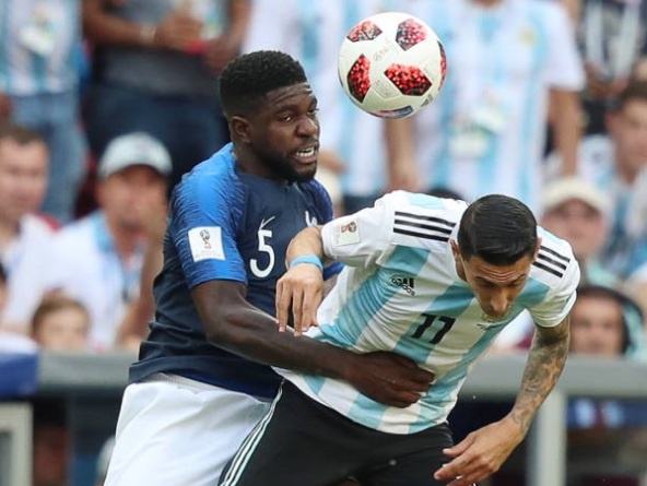 Cham diem Phap 4-3 Argentina: Diem 10 cho Mbappe anh 3