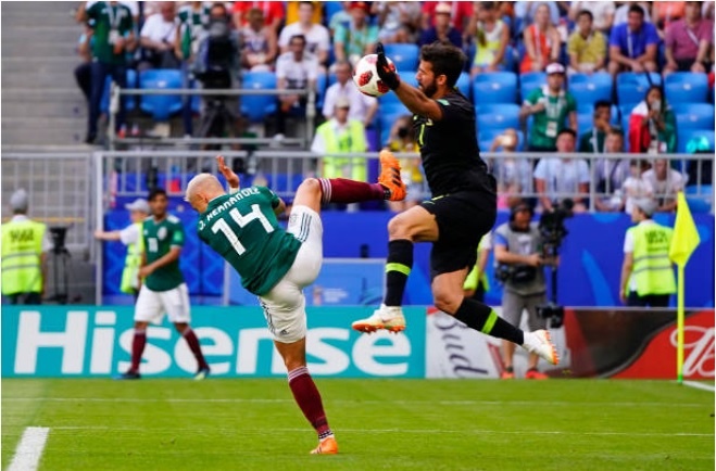 Cham diem Brazil 2-0 Mexico: Tuyet voi Neymar anh 1