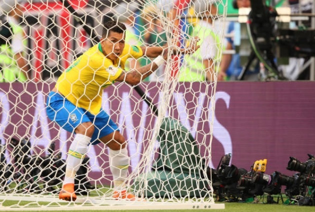 Cham diem Brazil 2-0 Mexico: Tuyet voi Neymar anh 12