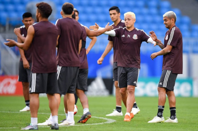 Neymar doi kieu toc truoc tran sinh tu voi Mexico anh 10