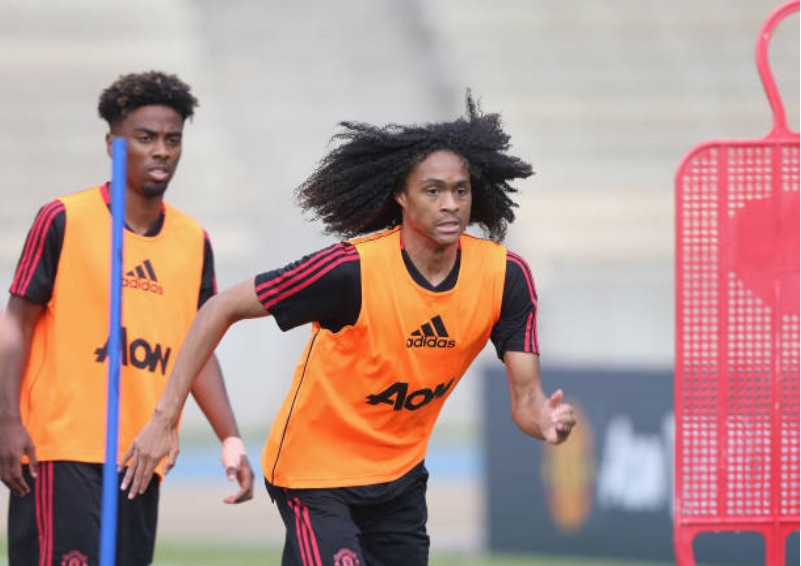 Mourinho ra mat tro ly moi trong chuyen du dau tren dat My anh 8