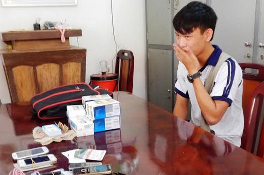 Cha me quan thuc khat khe, nam sinh gay ra gan chuc vu cuop hinh anh