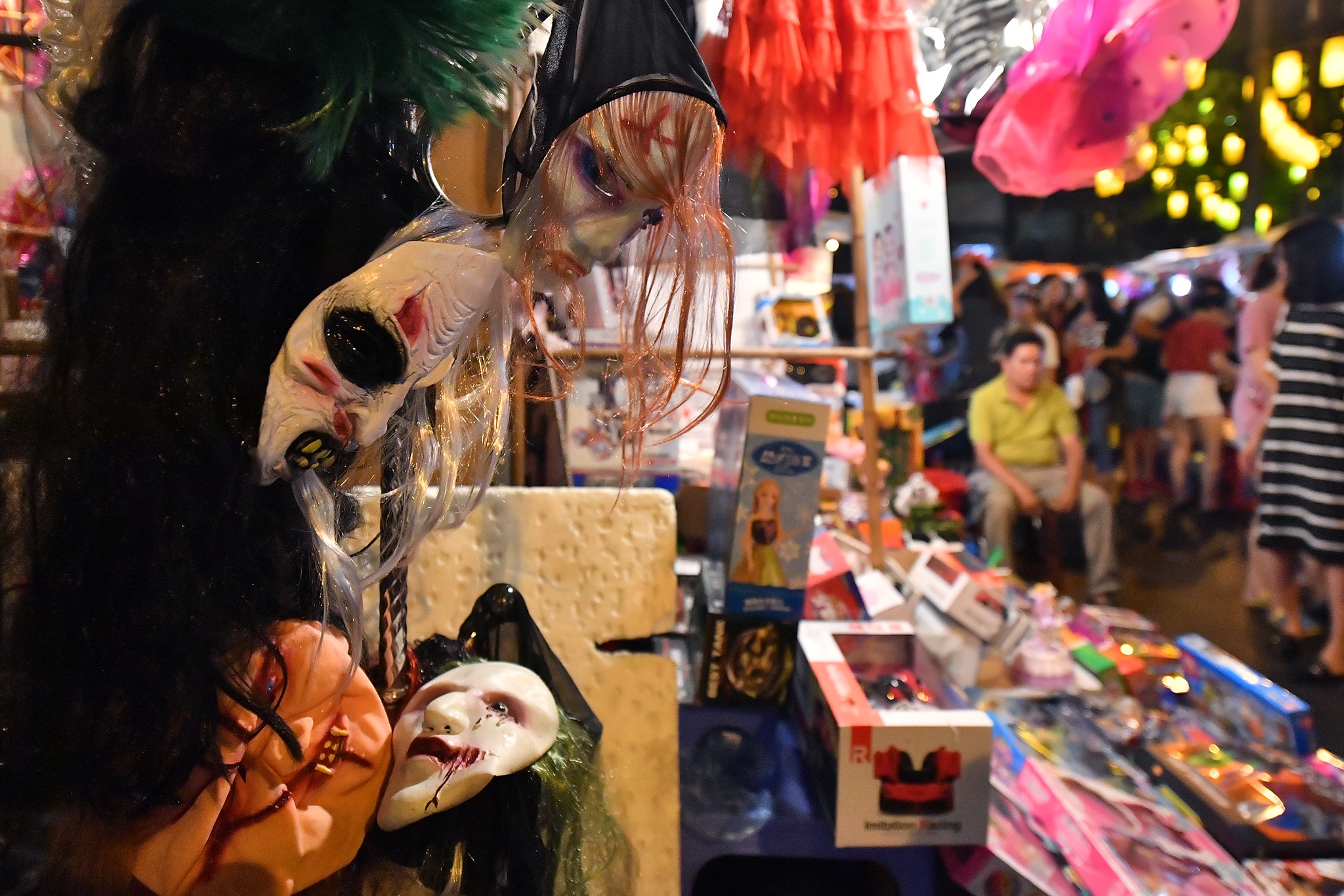 mat na kinh di o cho trung thu Hang Ma anh 9