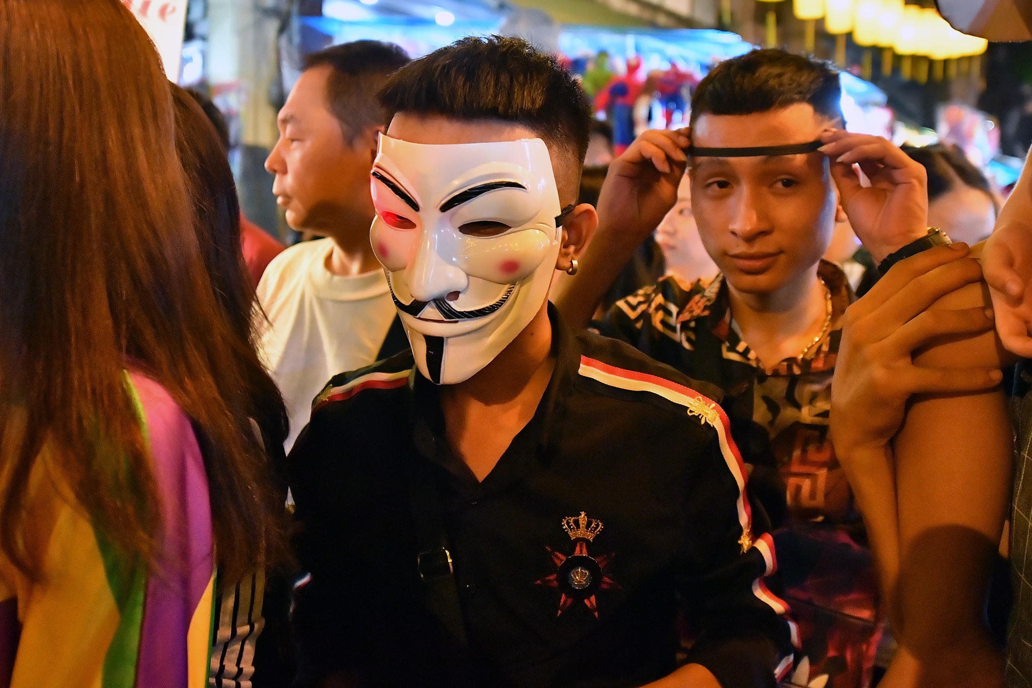 mat na kinh di o cho trung thu Hang Ma anh 13