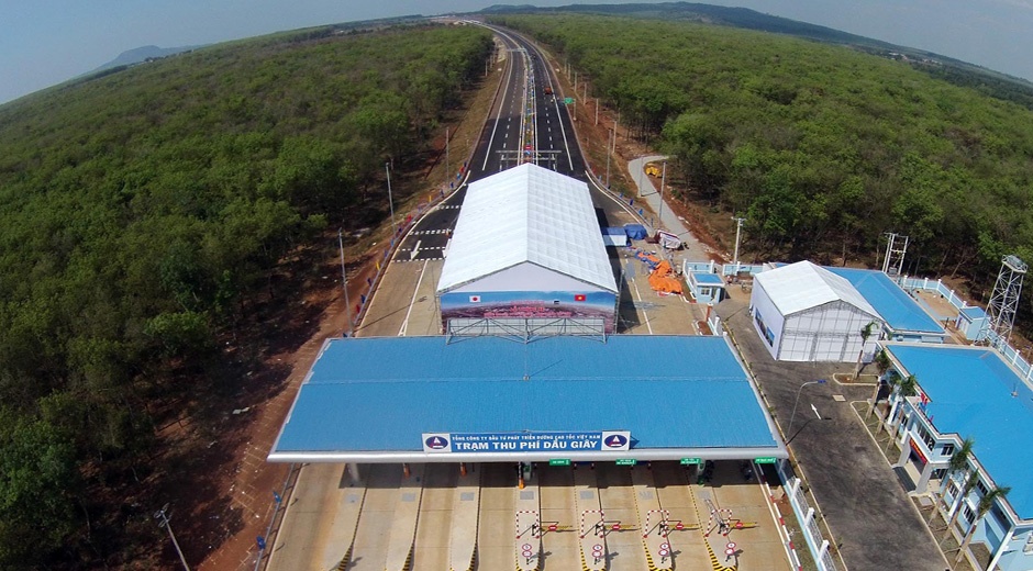 Cao toc hien dai nhat Viet Nam truoc le thong xe hinh anh