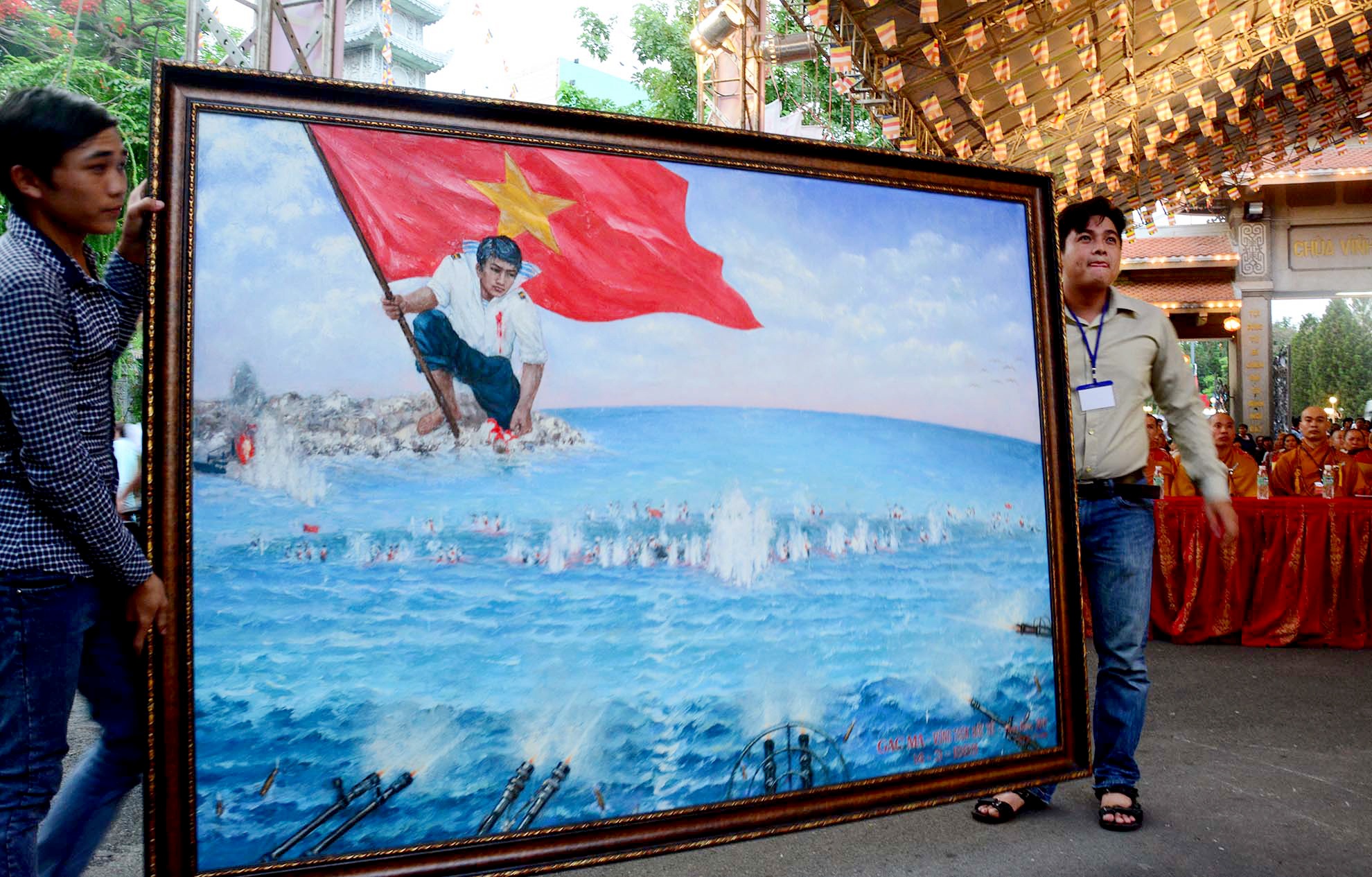 Buc tranh 'Gac Ma - Vong tron bat tu' duoc dau gia 1,3 ty hinh anh