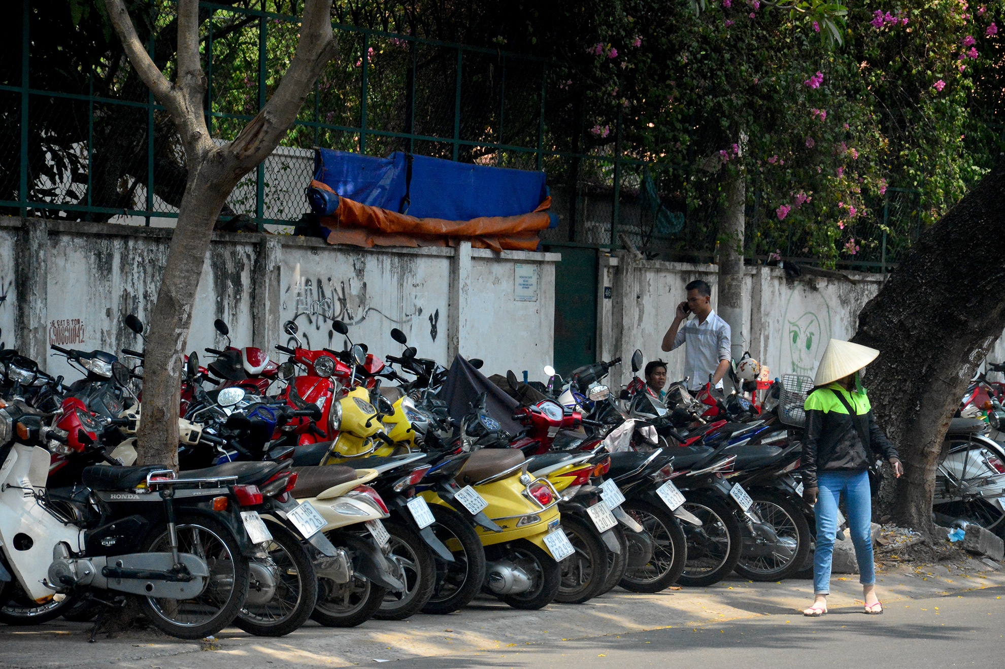 kinh doanh,  giu xe,  hang rong,  buon ban anh 2