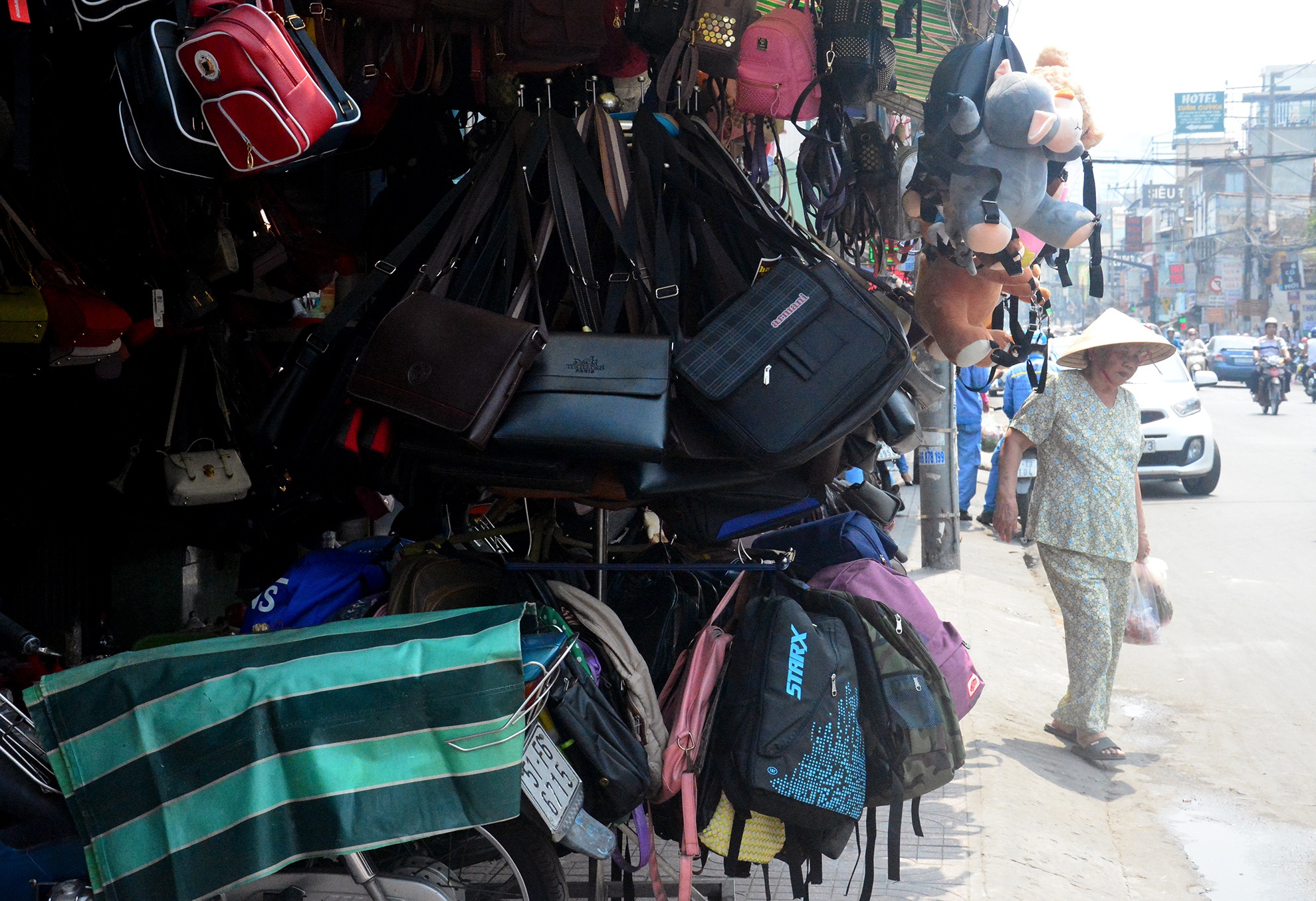 kinh doanh,  giu xe,  hang rong,  buon ban anh 5