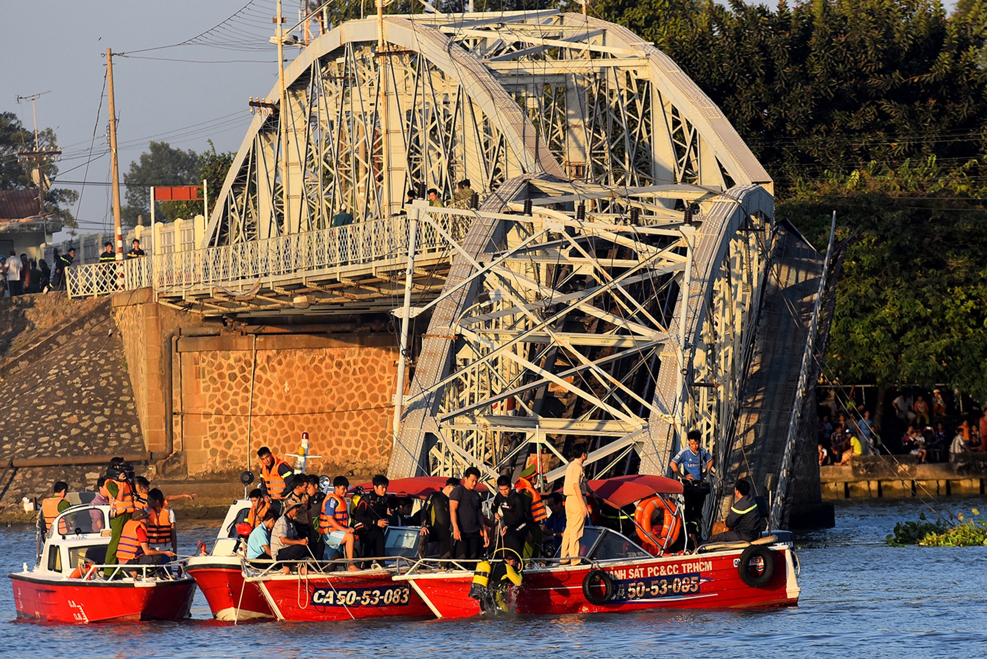 Sap cau Ghenh anh 11