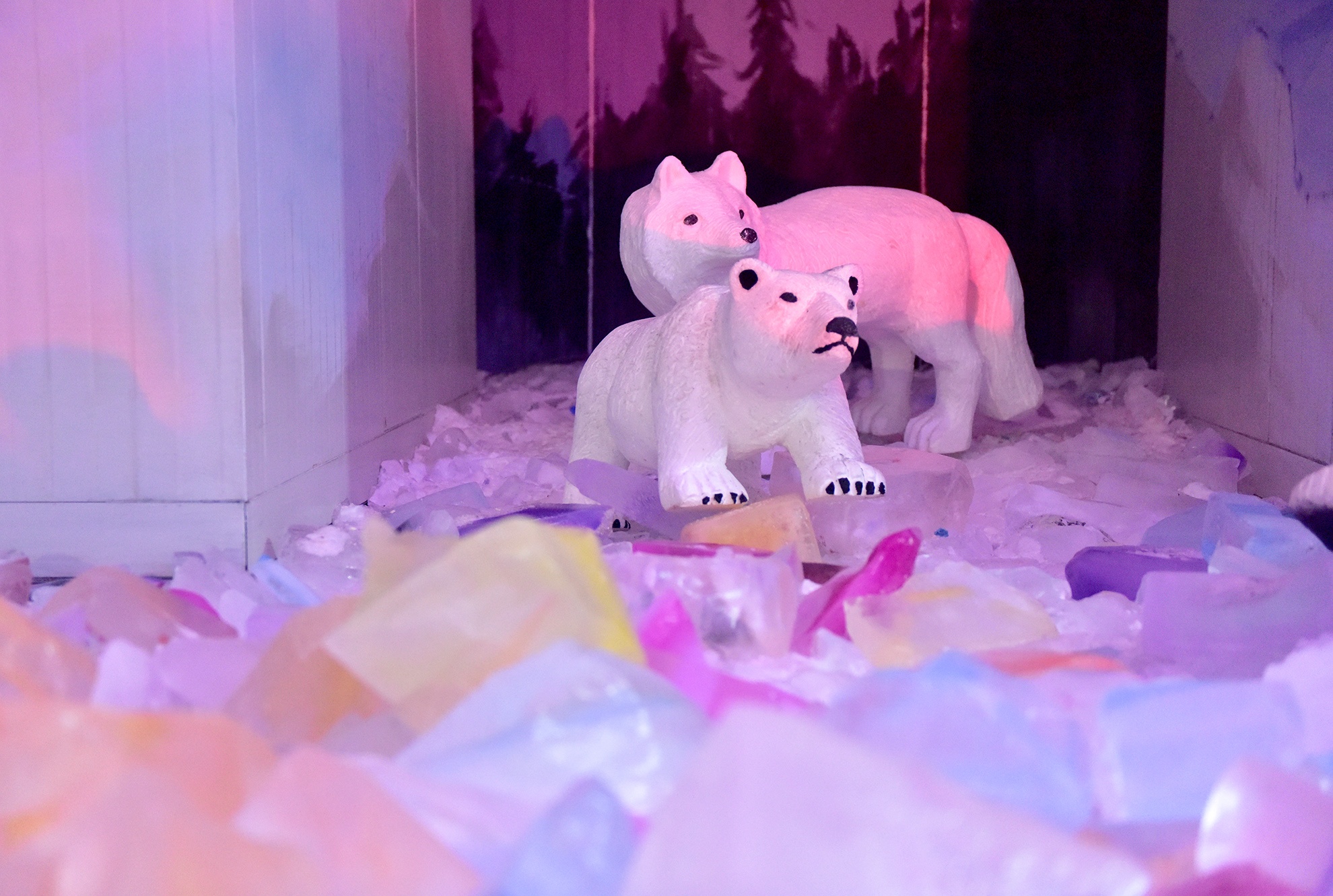 Gioi tre no dua voi bang tuyet o Sai Gon anh 9