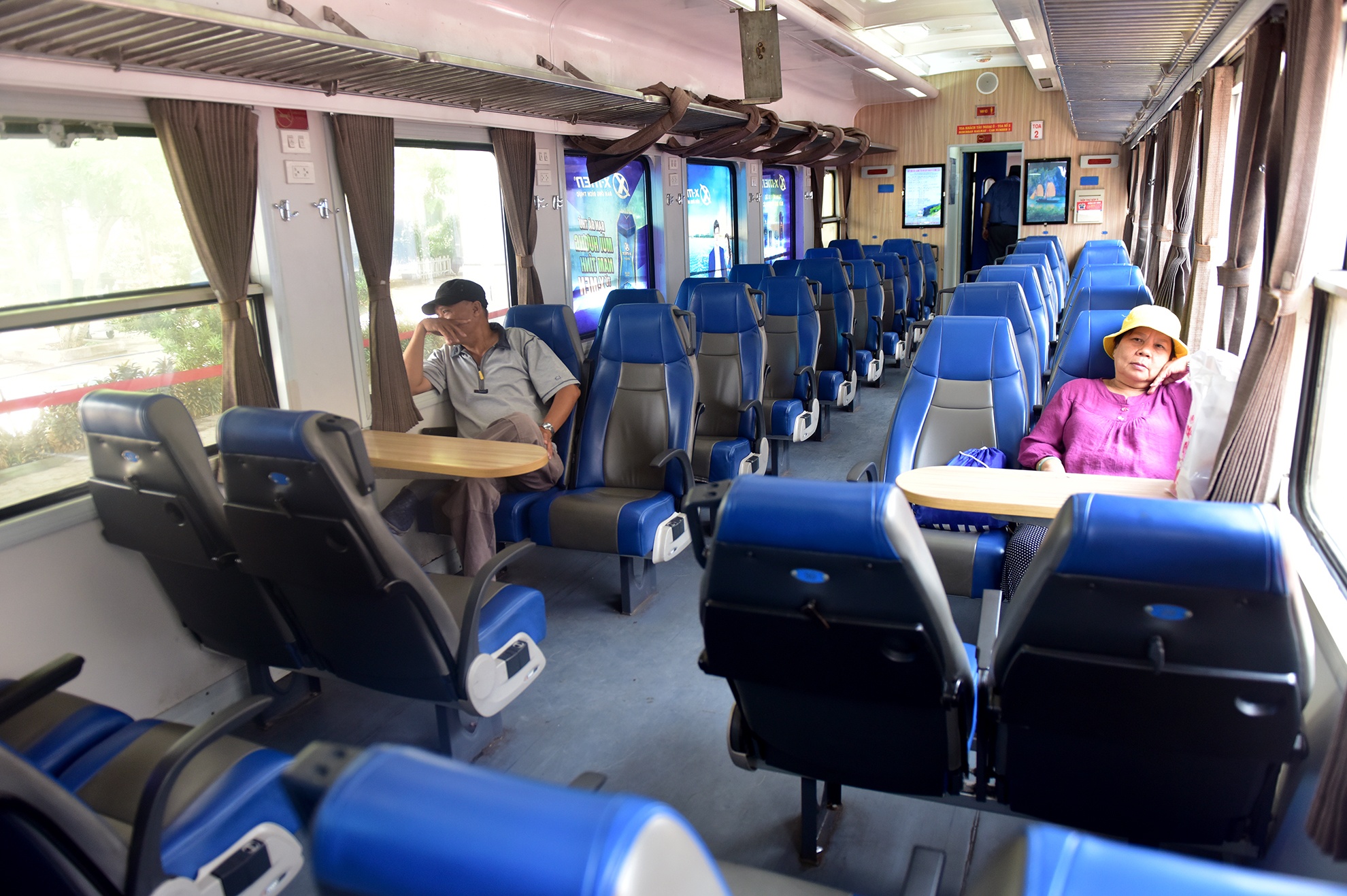 chuyen tau 10.000 dong anh 3