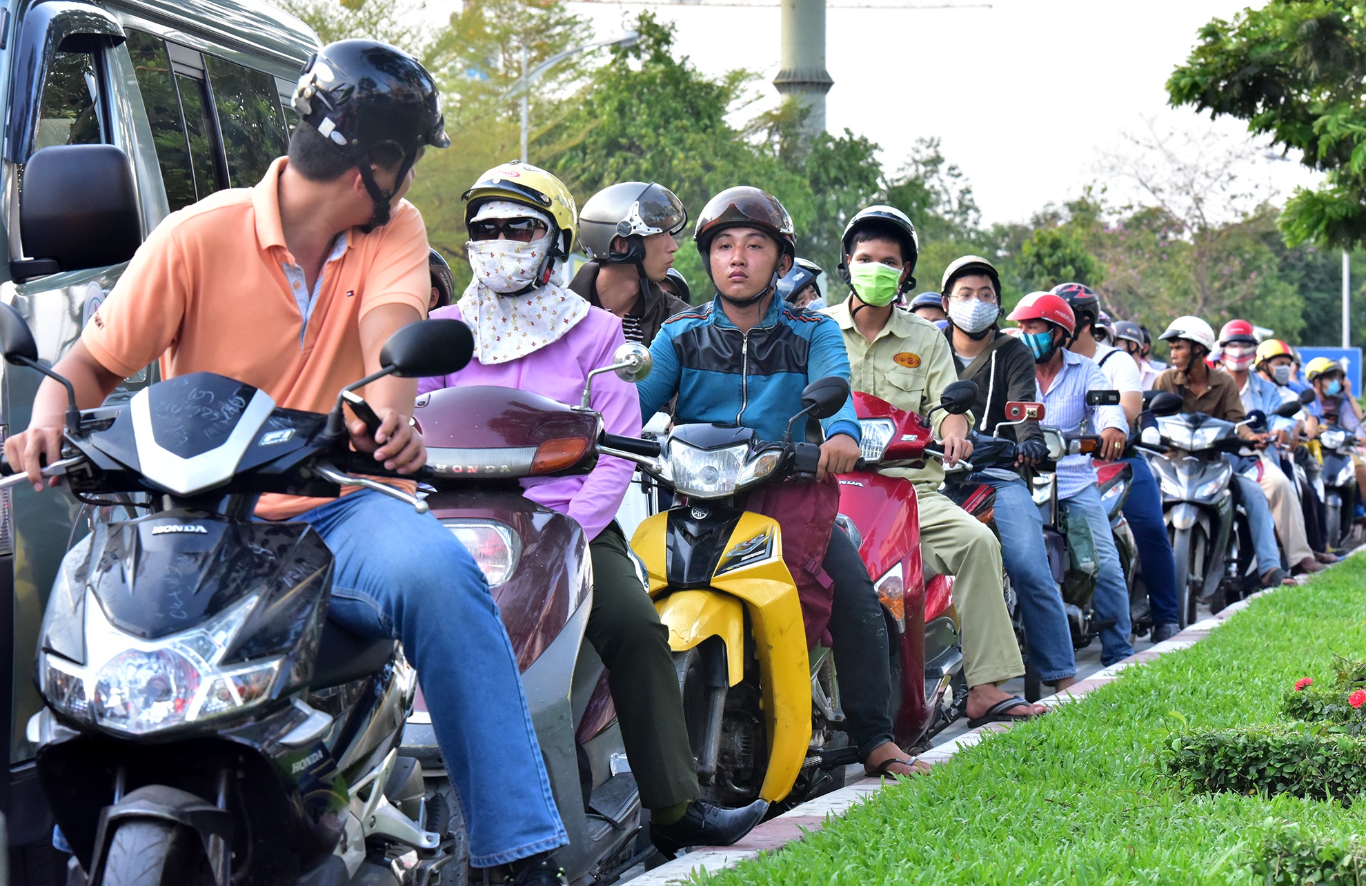 cua ngo san bay Tan Son Nhat ket cung anh 5