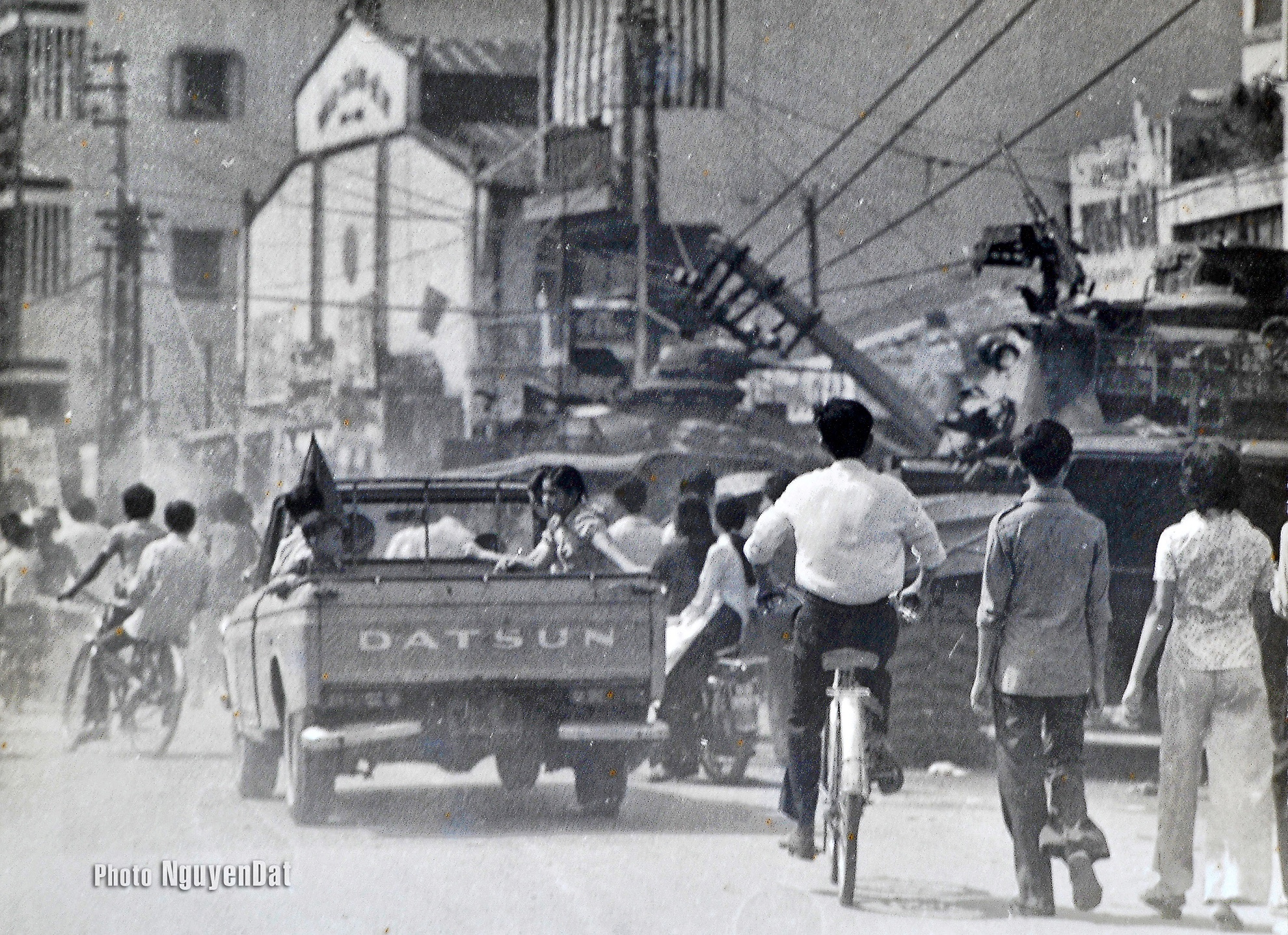 khoanh khac Sai Gon ngay 30/4/1975 anh 7
