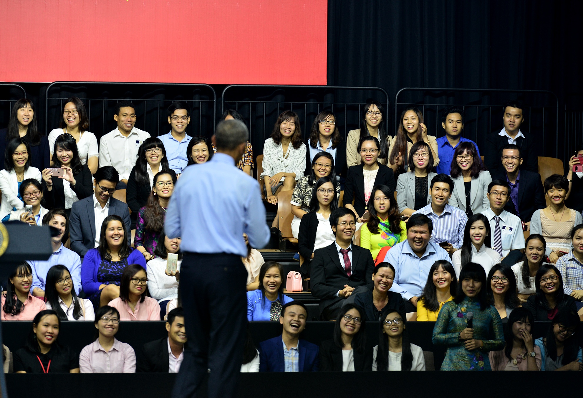 TT Obama gap gioi tre TP HCM anh 11