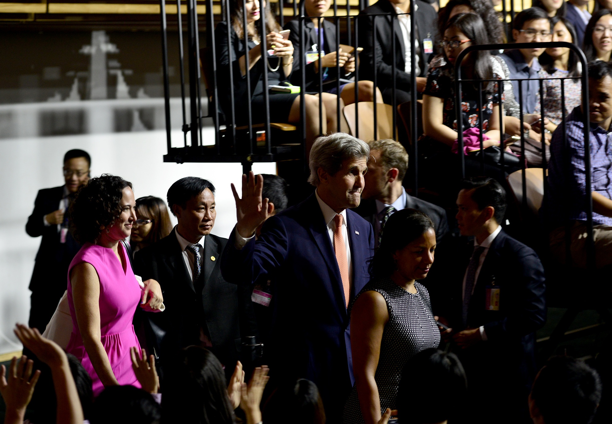 TT Obama gap gioi tre TP HCM anh 2