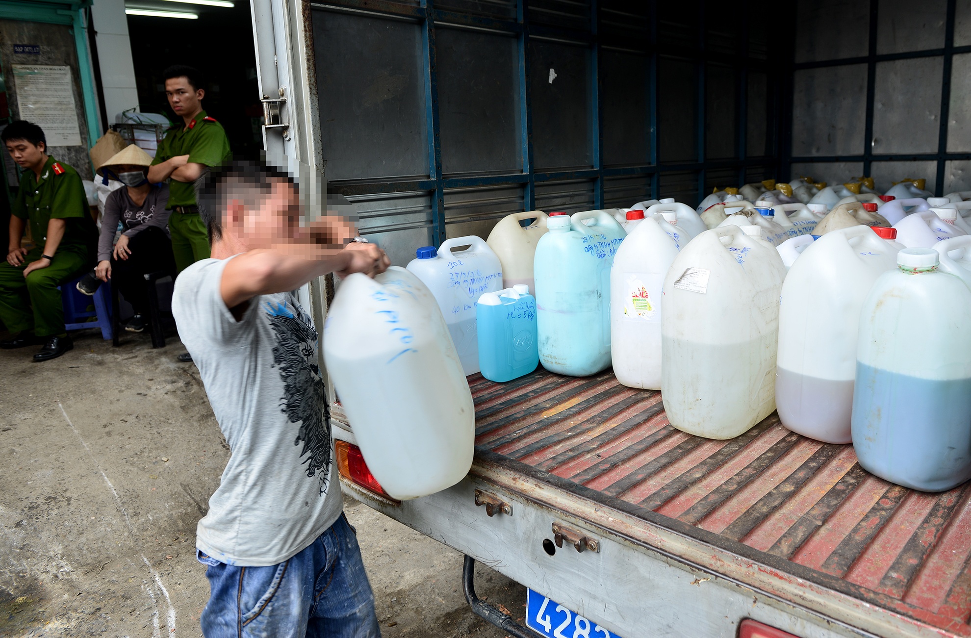 Cho than chet Kim Bien o Sai Gon anh 18