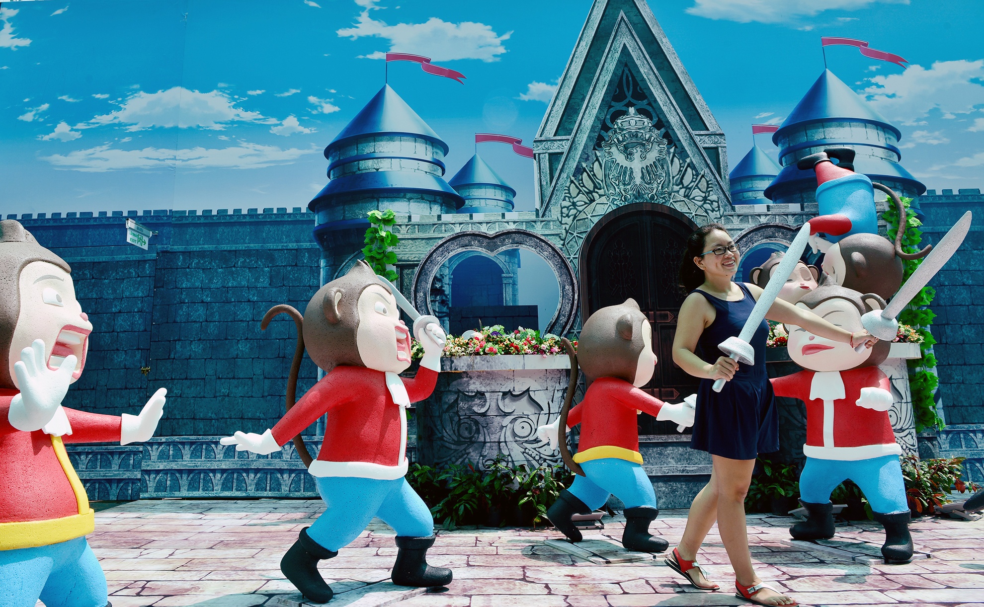 Chup anh voi nhung chu khi vui nhon o Sai Gon anh 10