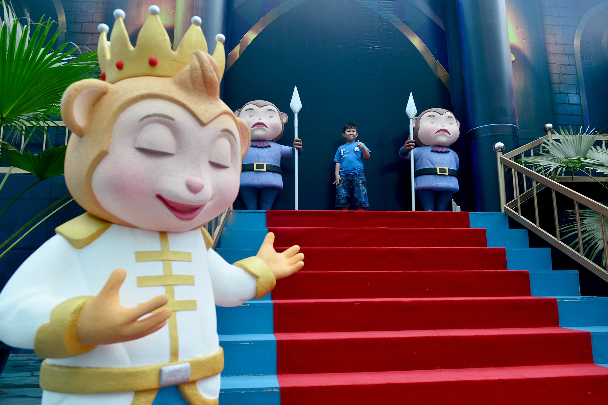 Chup anh voi nhung chu khi vui nhon o Sai Gon anh 16