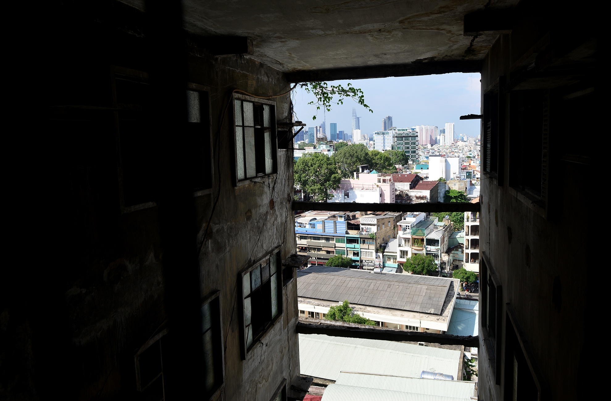 chung cu bi thu Dinh La Thang muon thao do anh 17