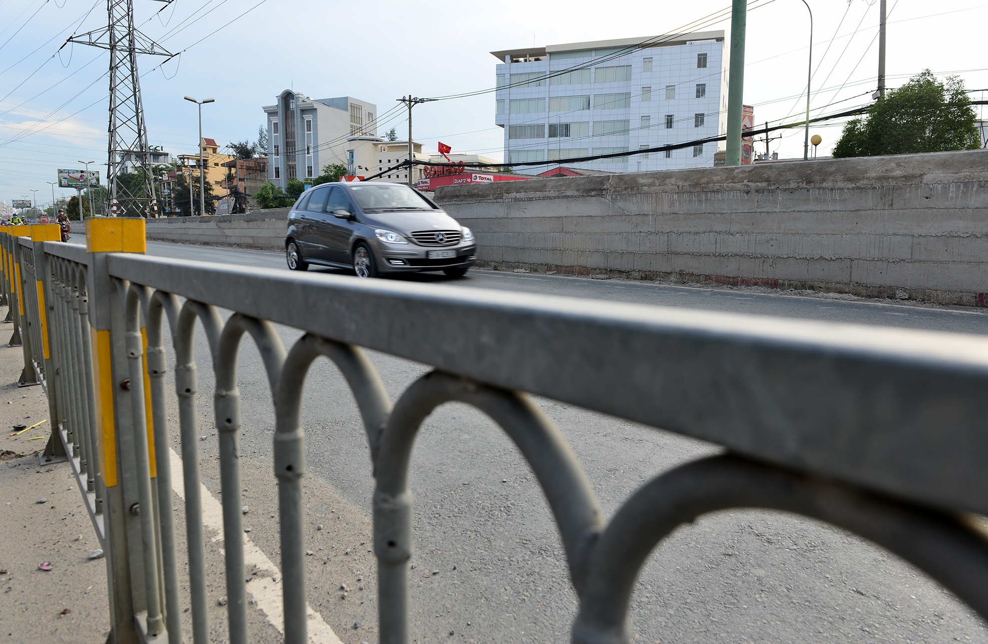 dan hoang mang vi nang duong qua cao anh 4