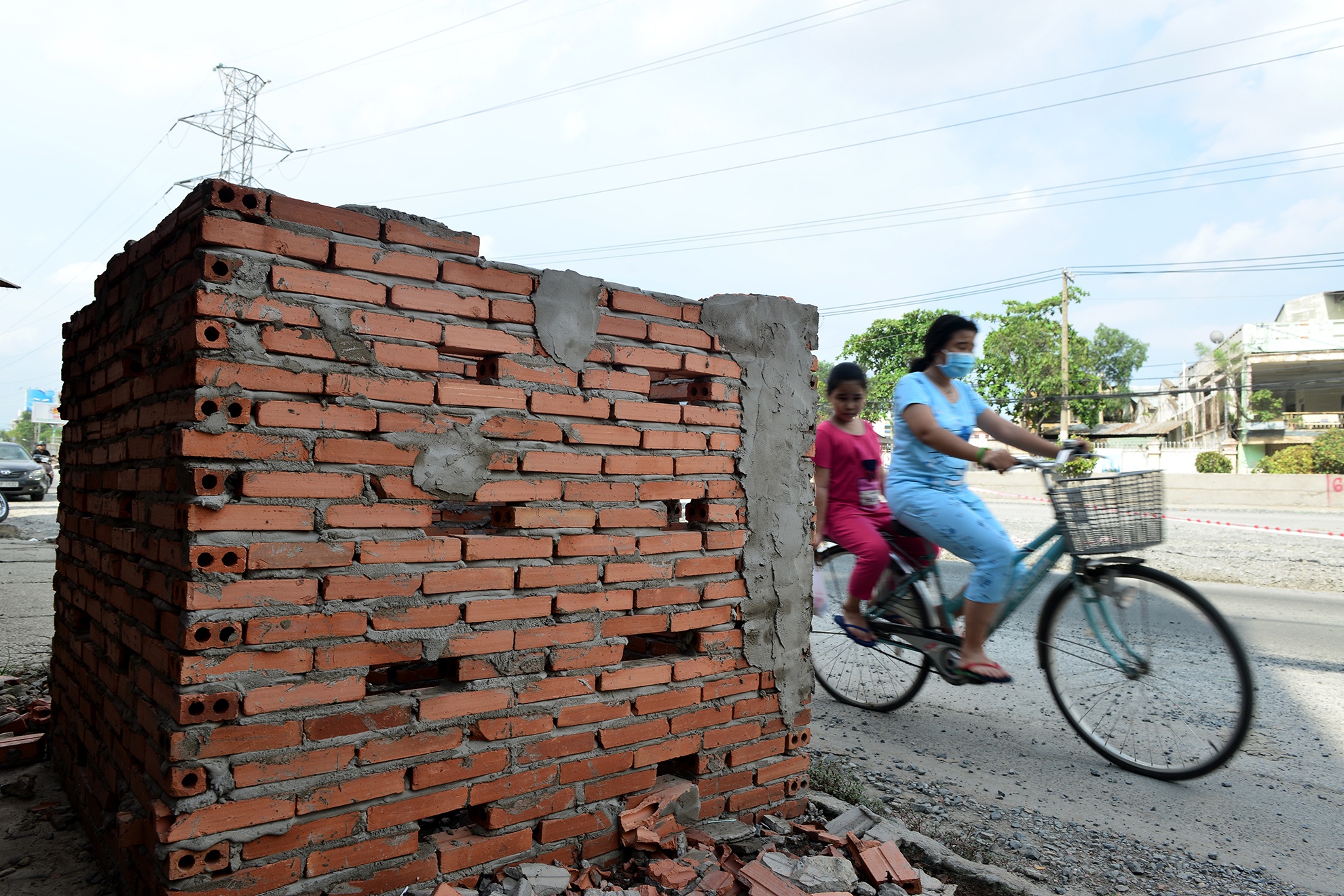 dan hoang mang vi nang duong qua cao anh 6