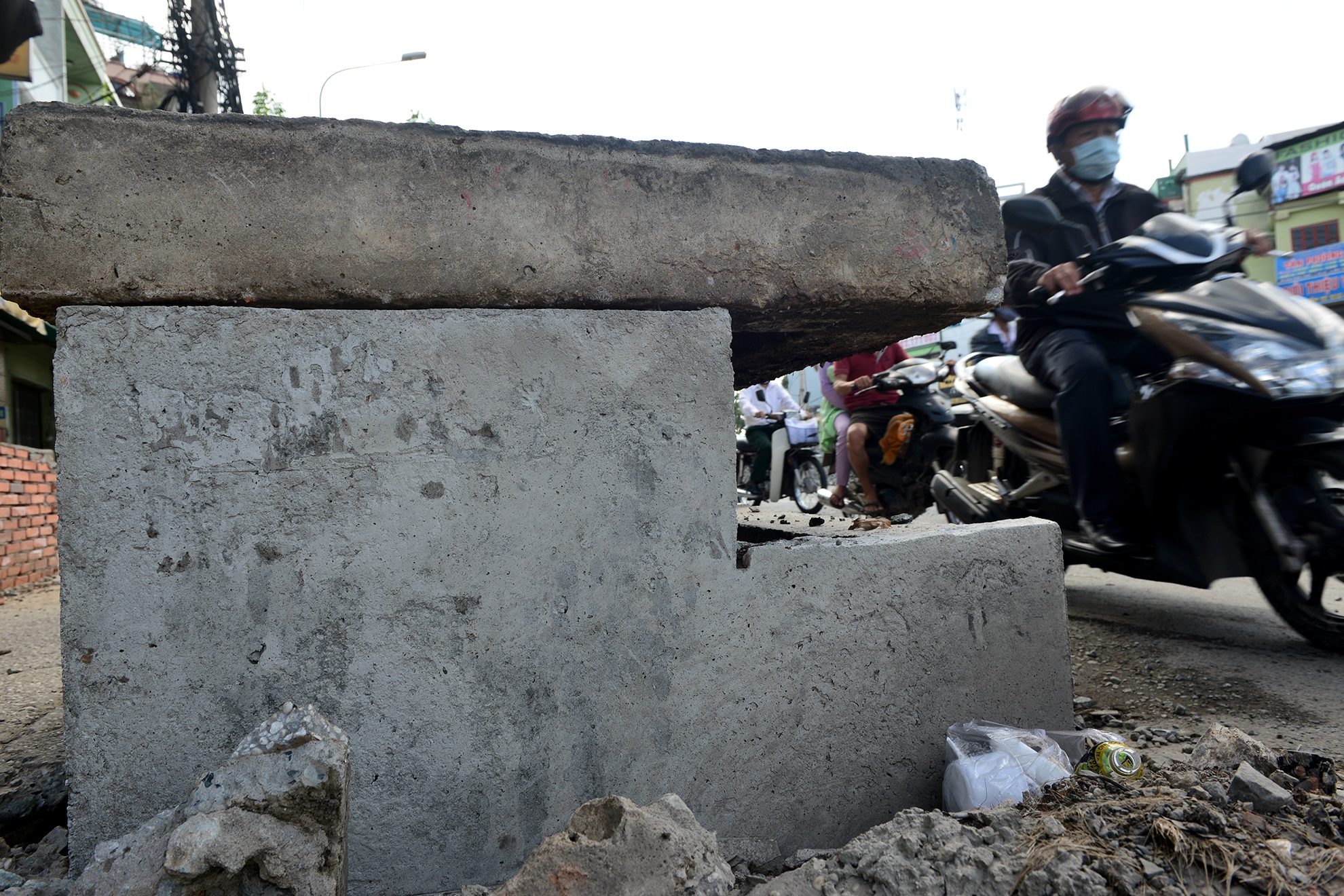 dan hoang mang vi nang duong qua cao anh 8