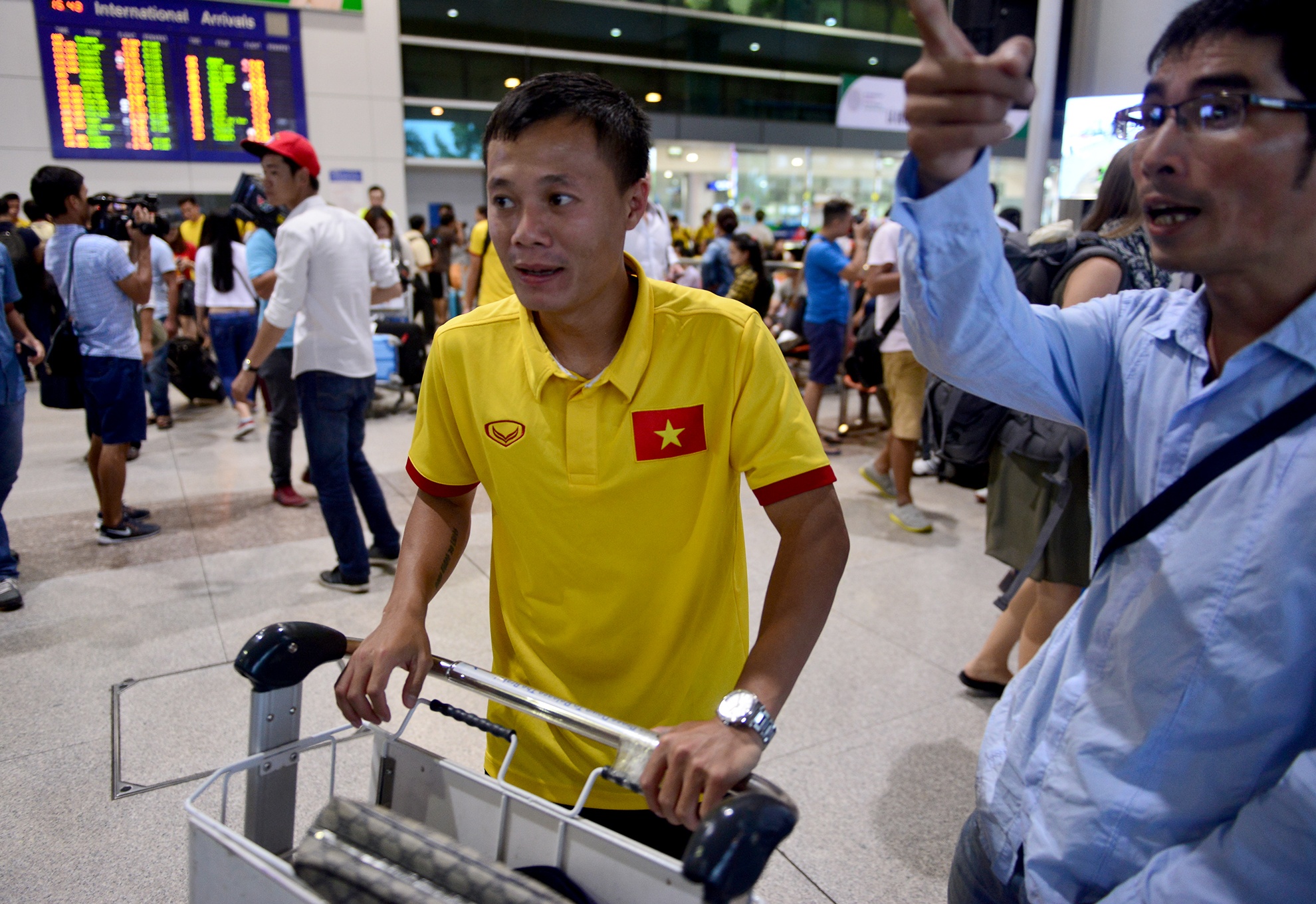 doi tuyen Viet Nam tro ve tu Myanmar anh 10