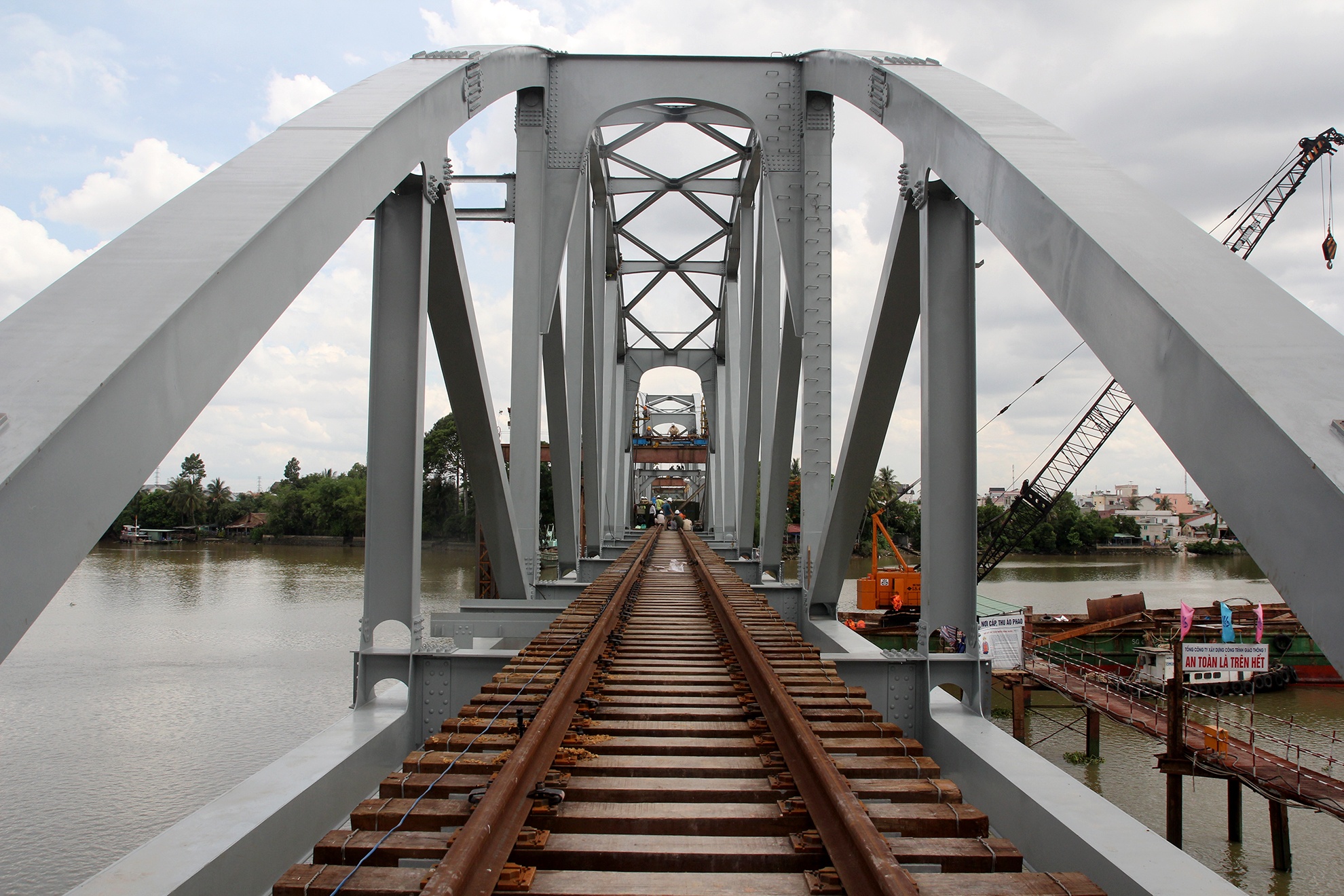 hoan thanh cong trinh cau Ghenh anh 4