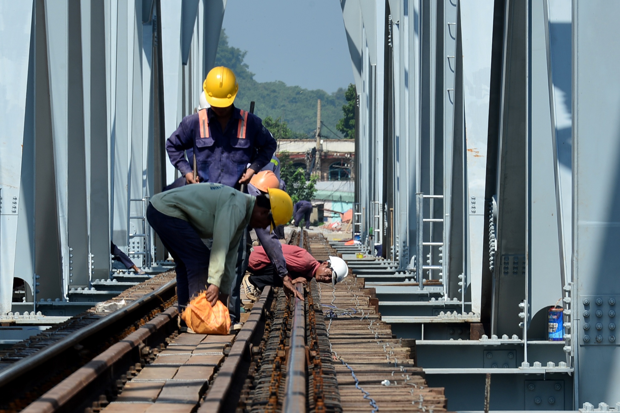 khanh thanh cau Ghenh anh 10