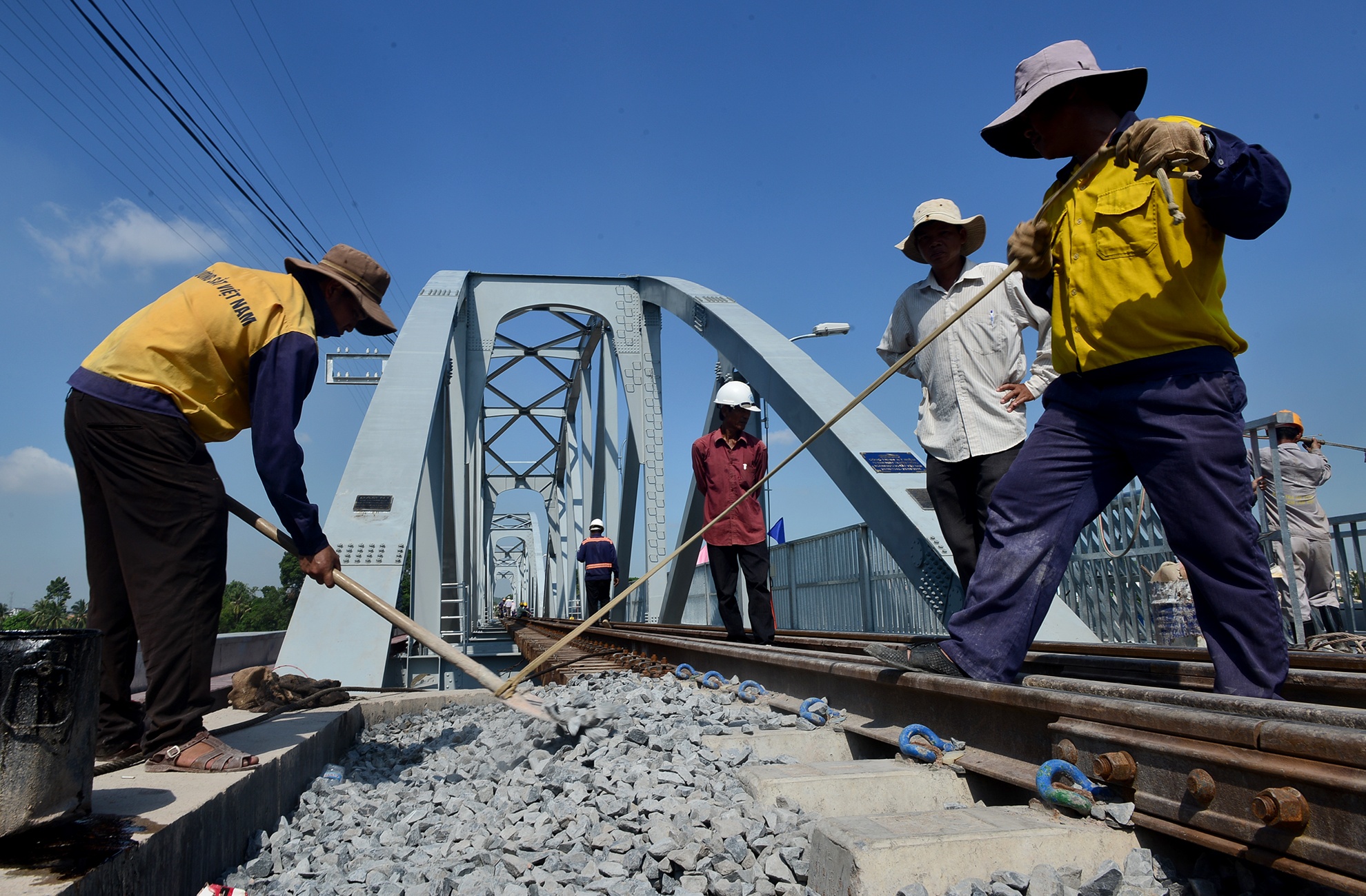 khanh thanh cau Ghenh anh 14