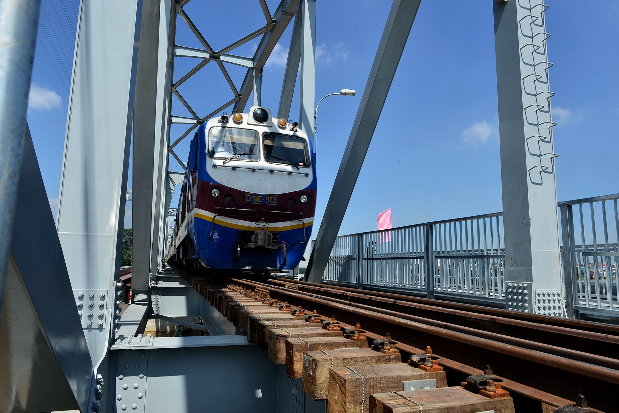 khanh thanh cau Ghenh anh 8