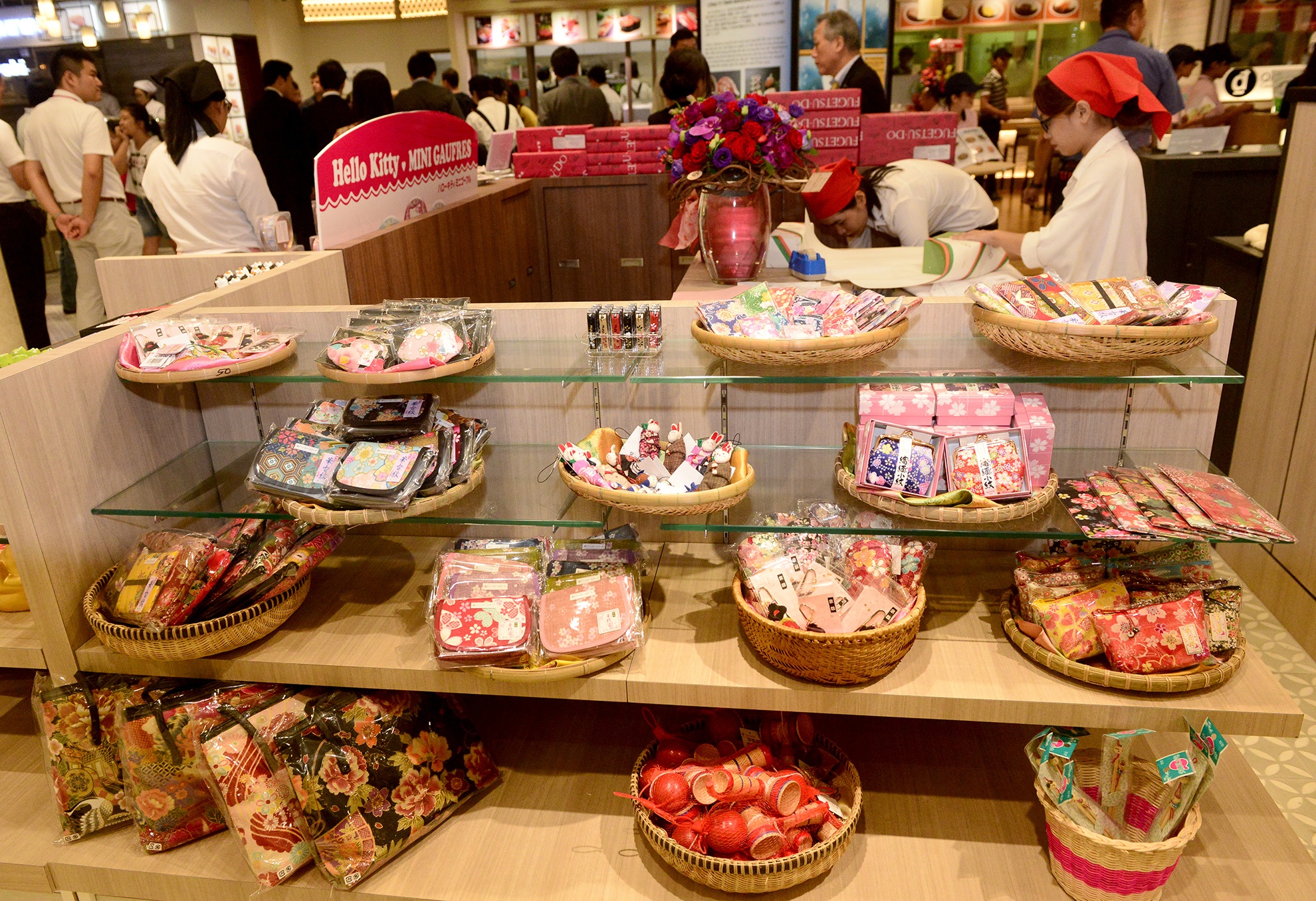 trung tam thuong mai 180 nam xuat hien o Sai Gon anh 6