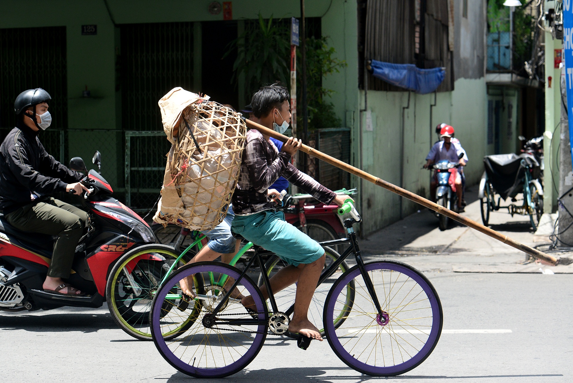 hang tram nguoi cuop co hon o Sai Gon anh 1