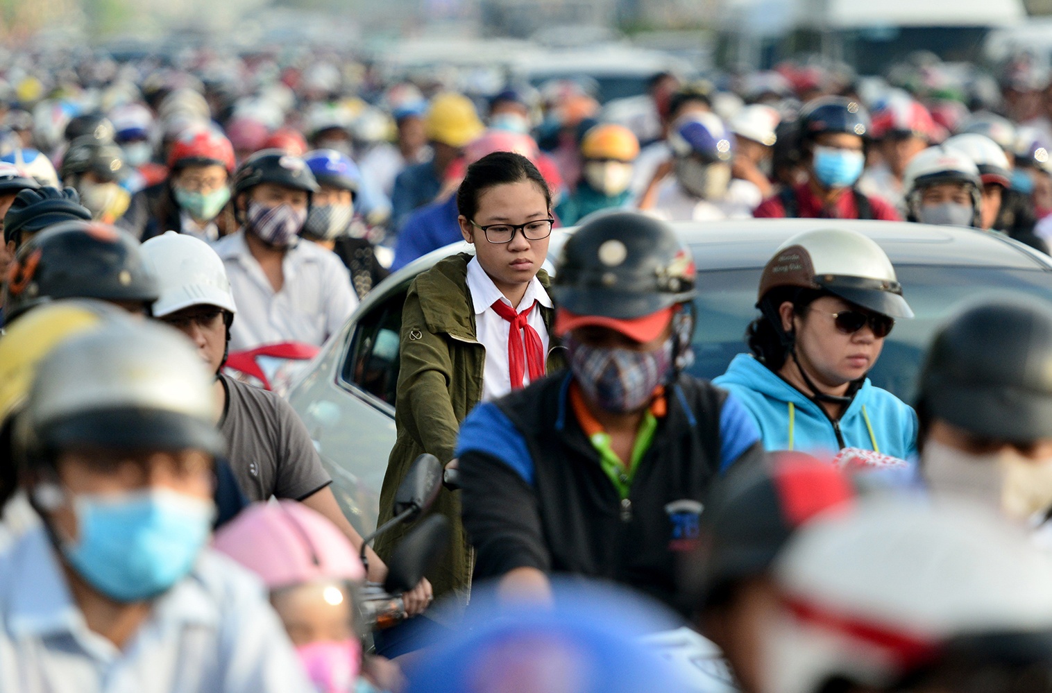 Duong Sai Gon ket cung ngay dau di lam sau ky nghi le hinh anh