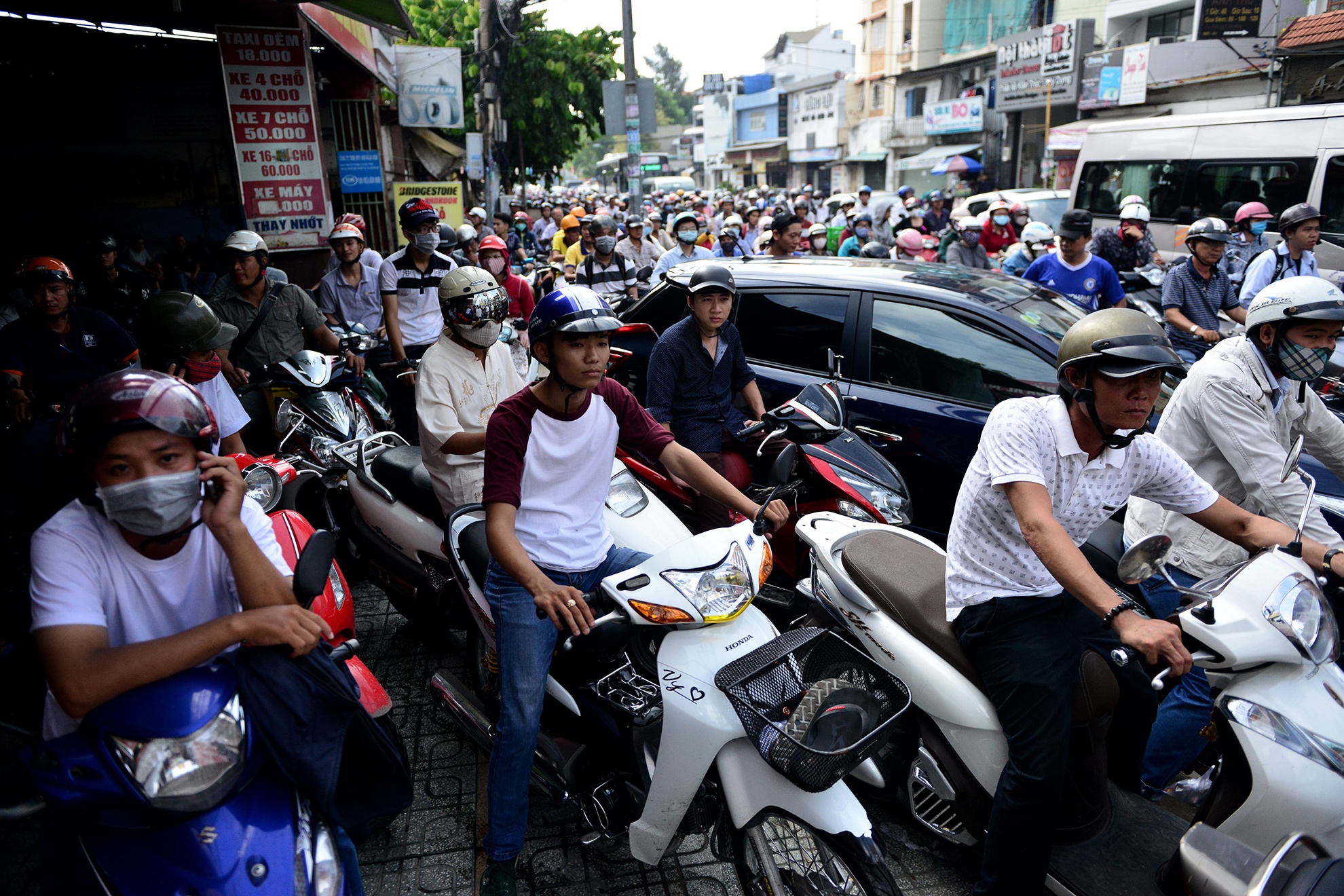 xe co chon chan nhieu gio vi lo cot anh 8