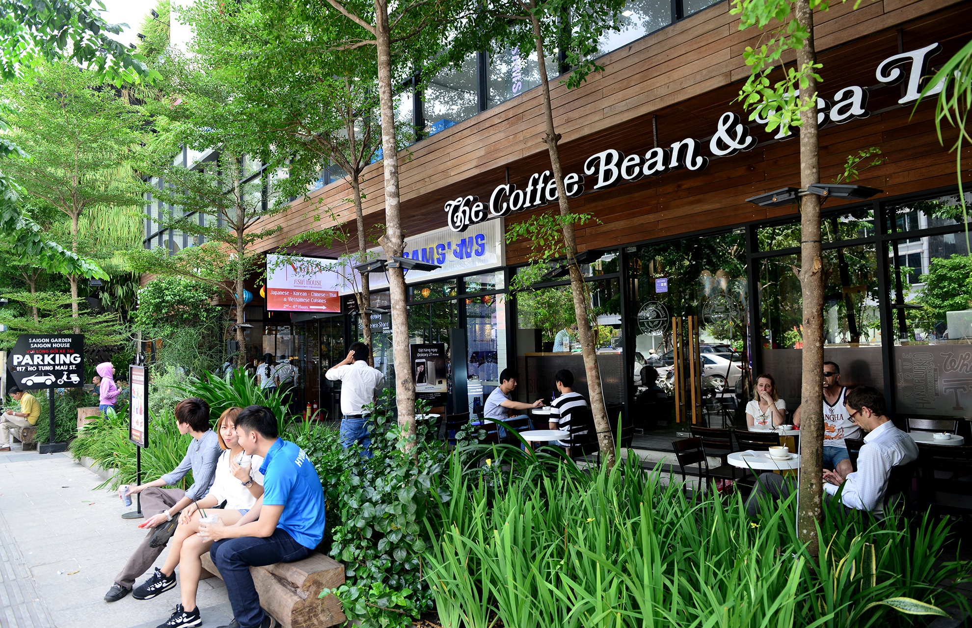 tu giac dat vang pho di bo Sai Gon anh 16