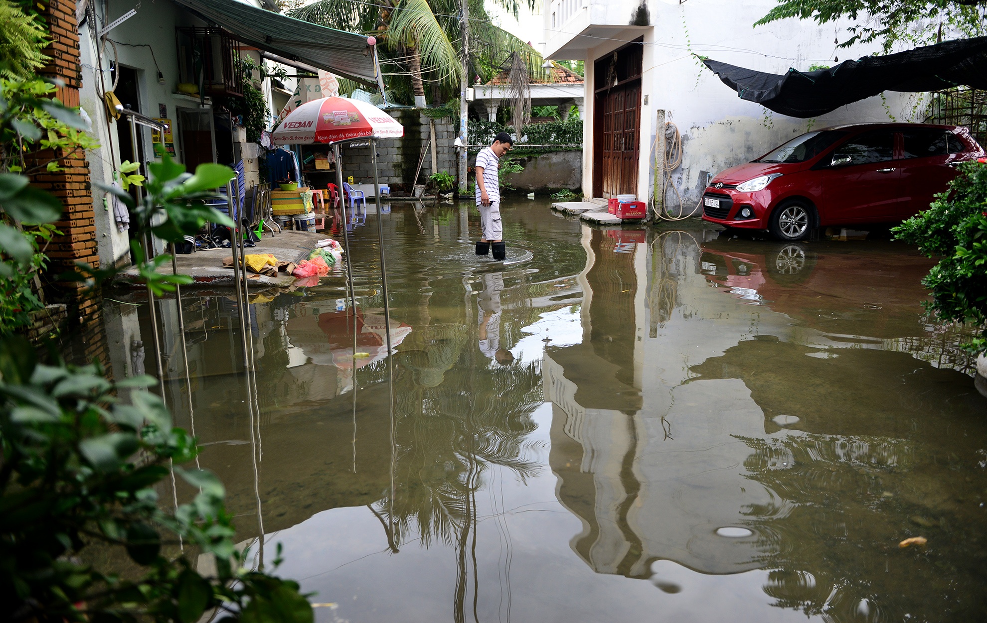 mua ngap bien hem thanh ao o Sai Gon anh 13