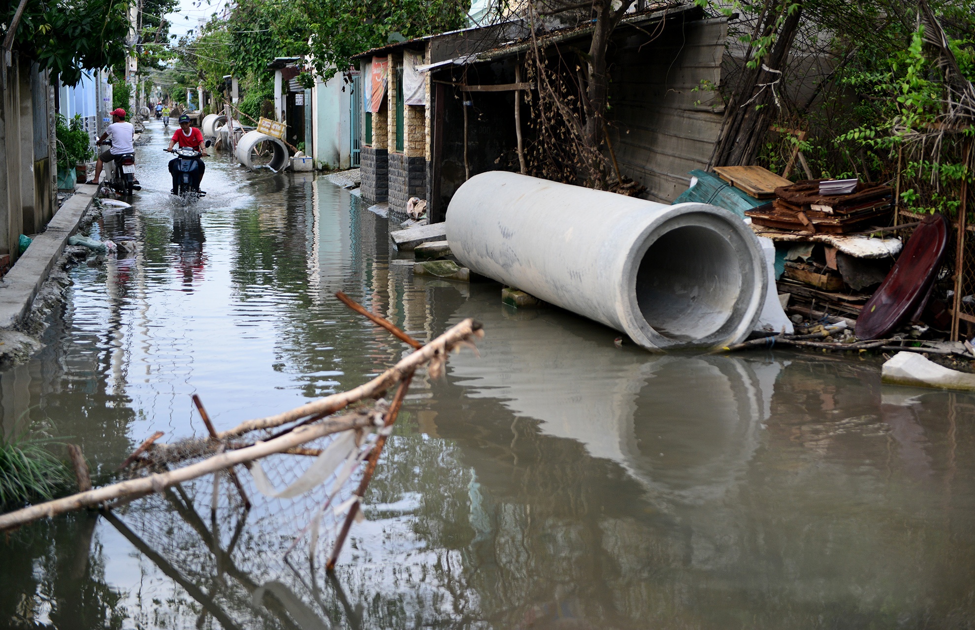 mua ngap bien hem thanh ao o Sai Gon anh 1