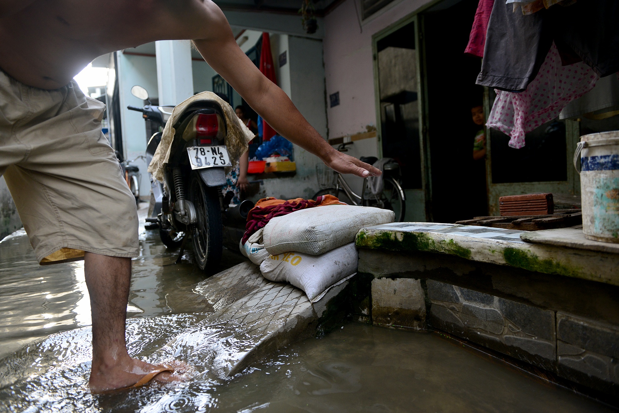 mua ngap bien hem thanh ao o Sai Gon anh 10