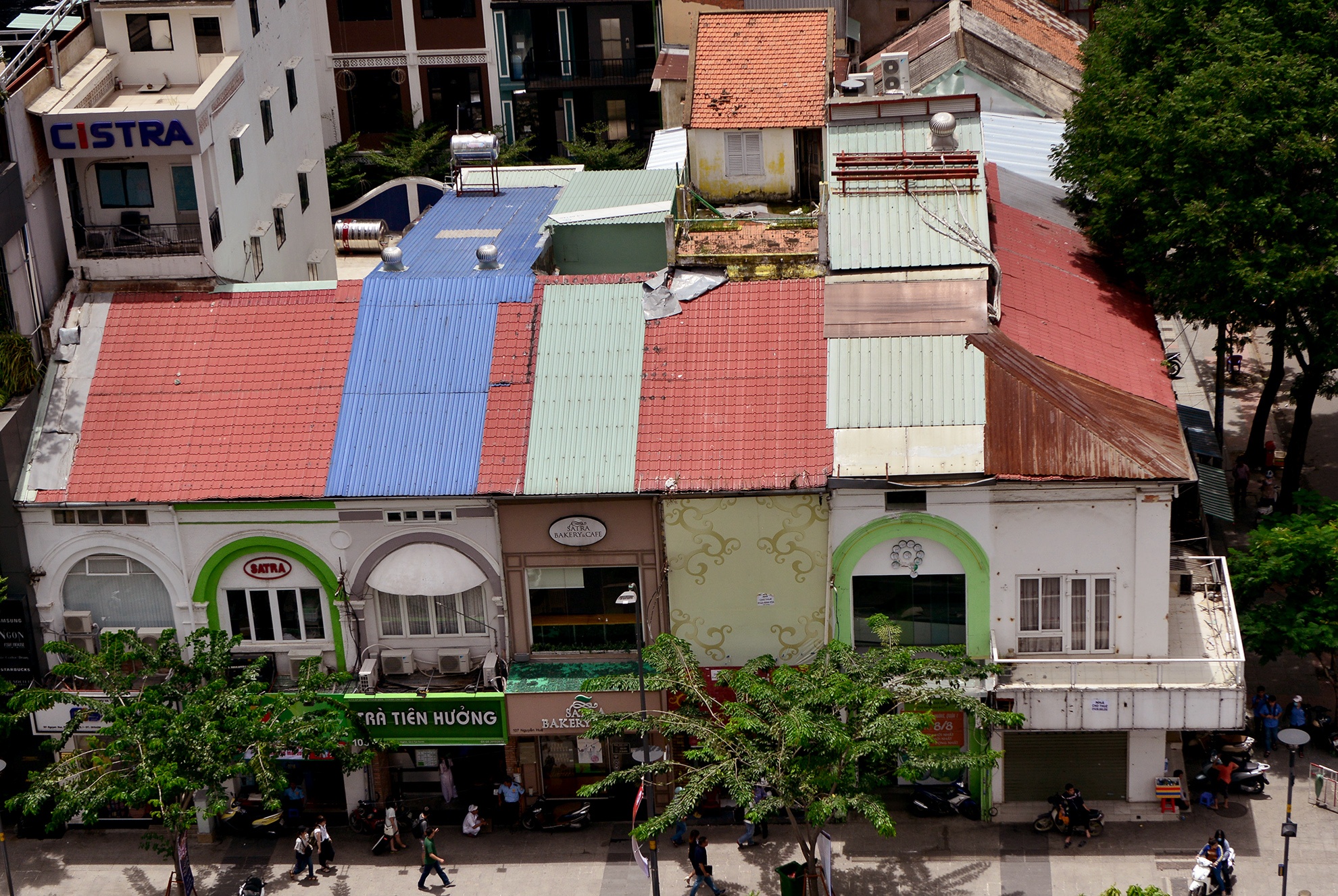 cong trinh kien truc co tren pho di bo Sai Gon anh 11