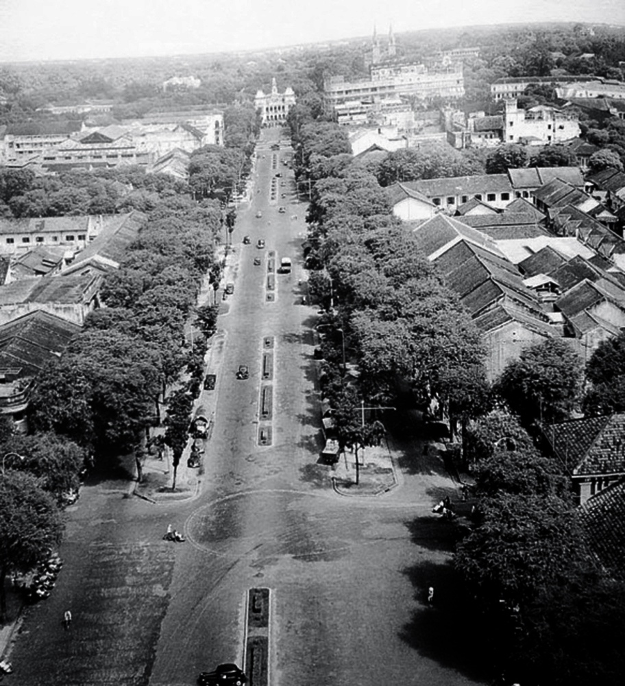 pho di bo Nguyen Hue xua va nay anh 7