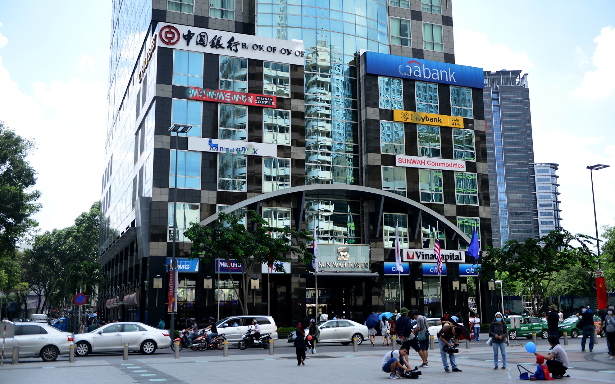 pho di bo Nguyen Hue xua va nay anh 24