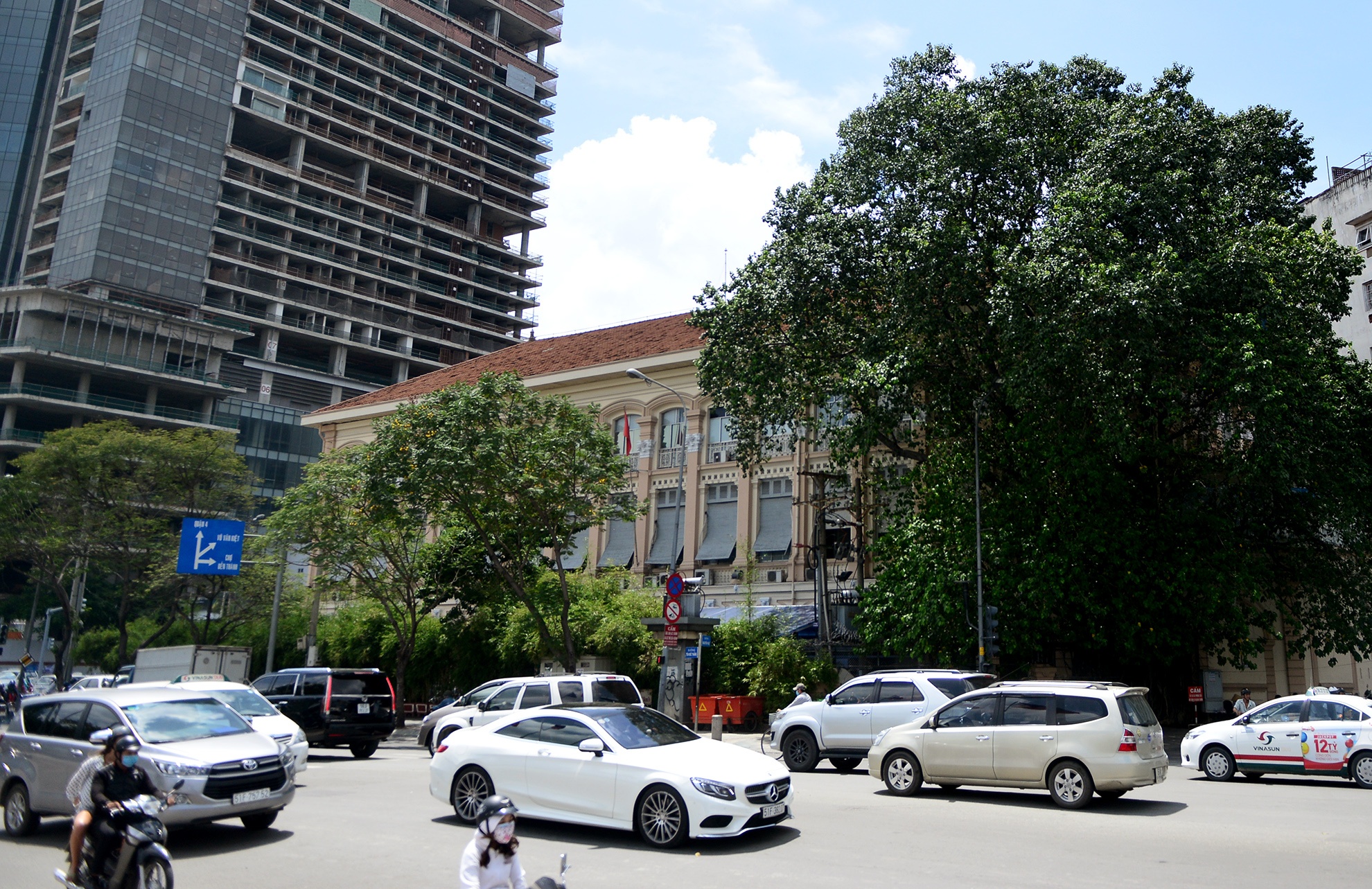 pho di bo Nguyen Hue xua va nay anh 36