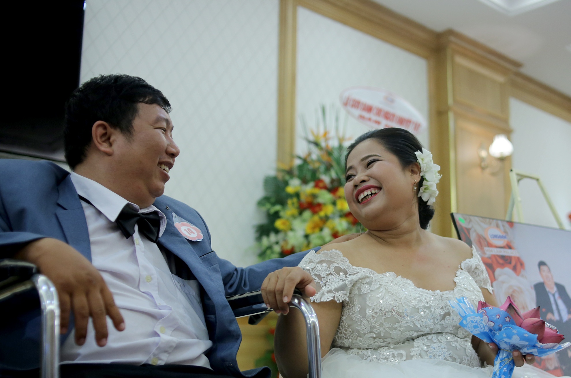 dam cuoi dac biet cua 60 cap doi o Sai Gon anh 10