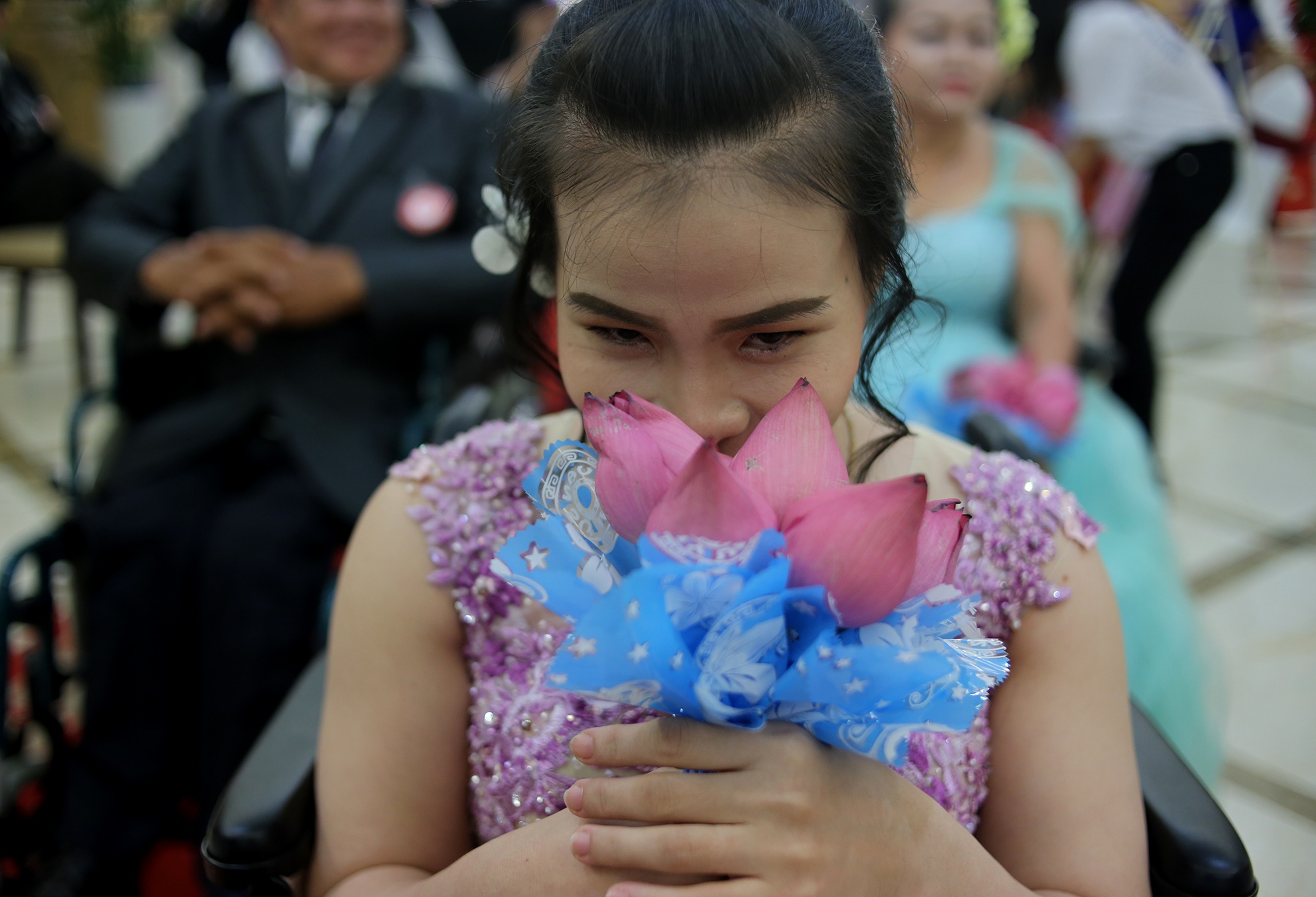 dam cuoi dac biet cua 60 cap doi o Sai Gon anh 11