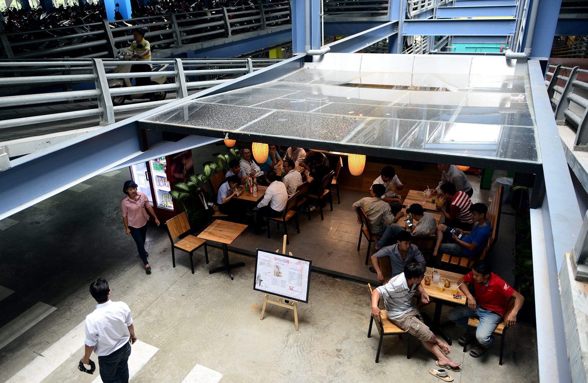 nha giu xe san bay Tan Son Nhat anh 18